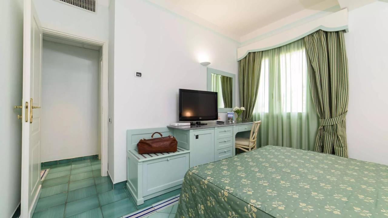 Hotel Santa Caterina Palinuro Eksteriør bilde